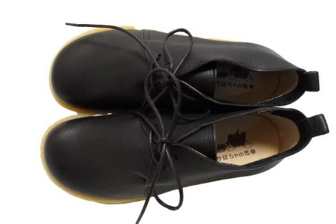 【かぼちゃの馬車 CA-210 ブラック】くたっとやわらか本革靴紐シューズ